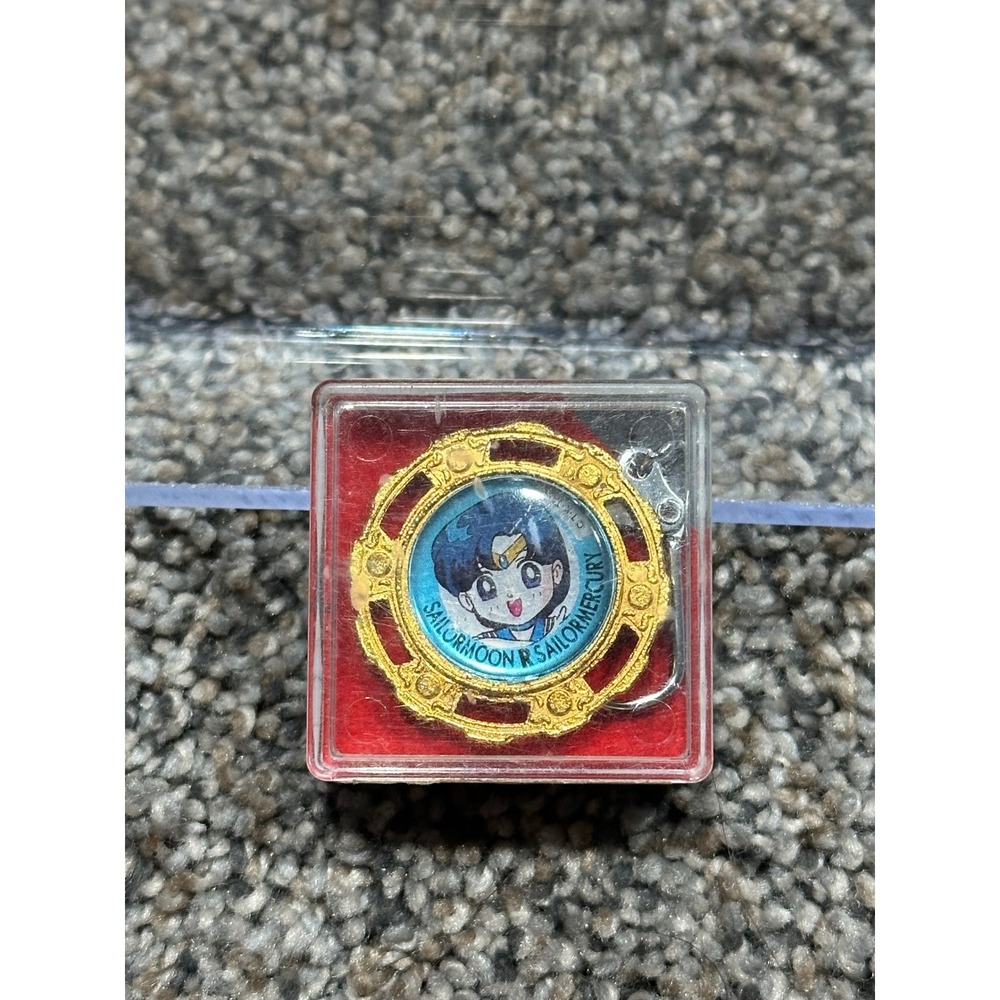 Keychain Sailor Moon R Unisex Gold Excellent Vintage Sailor Mercury Ami Mizuno